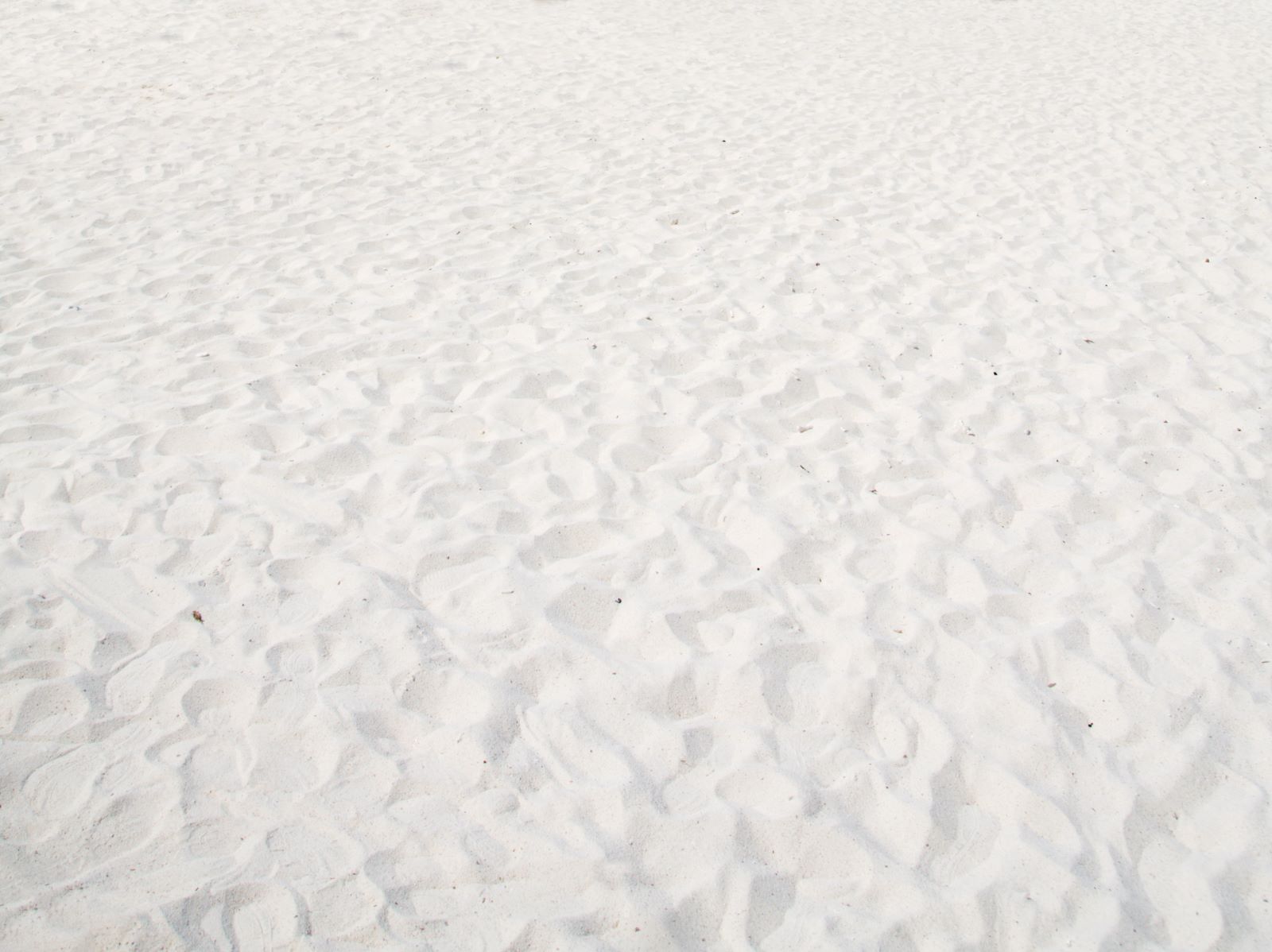 Why is the Sand So White in Destin, Florida?